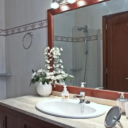 Tortolas 빌라 알라이오르